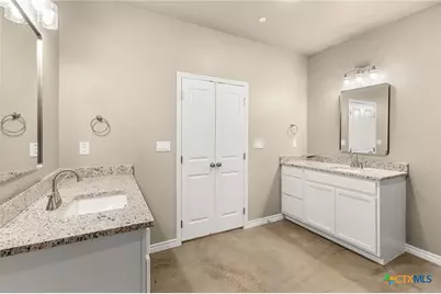 408 W Avenue C, Copperas Cove, TX 76522 - Photo 17