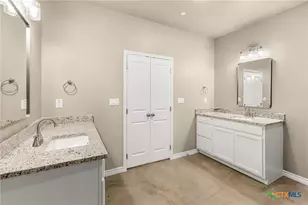 408 W Avenue C, Copperas Cove, TX 76522 - Photo 17