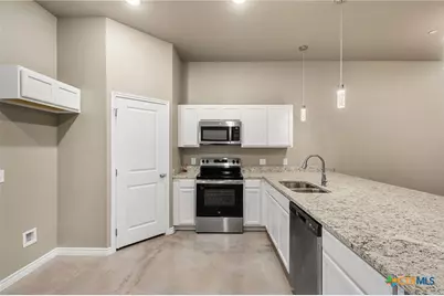 408 W Avenue C, Copperas Cove, TX 76522 - Photo 5
