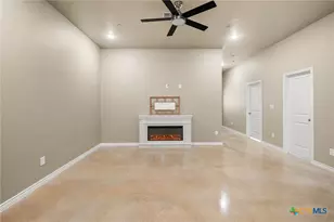 408 W Avenue C, Copperas Cove, TX 76522 - Photo 11