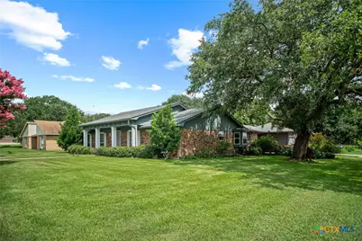 300 Green Avenue, Palacios, TX 77465 - Photo 27