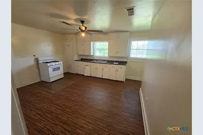 5902 Tx-36, Heidenheimer, TX 76501 - Photo 7