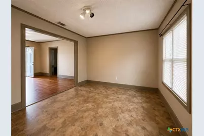 312 Willow Avenue, Luling, TX 78648 - Photo 13