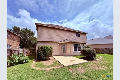 2051 Club Crossing, New Braunfels, TX 78130 - Photo 29