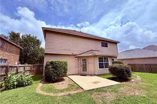2051 Club Crossing, New Braunfels, TX 78130 - Photo 29