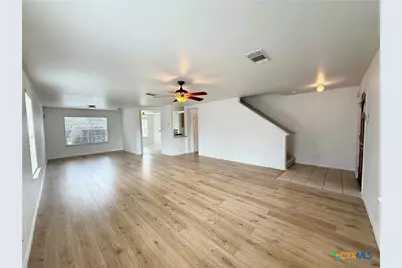 2051 Club Crossing, New Braunfels, TX 78130 - Photo 3