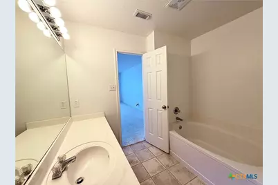2051 Club Crossing, New Braunfels, TX 78130 - Photo 17