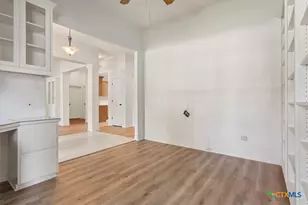 901 Salado Oaks Dr, Salado, TX 76571 - Photo 9
