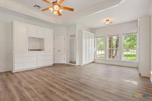 901 Salado Oaks Dr, Salado, TX 76571 - Photo 21