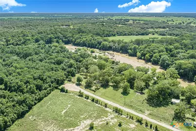 850 Crestview Drive, Cuero, TX 77954 - Photo 15