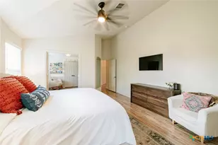 236 Bauxite Dr, Jarrell, TX 76537 - Photo 23