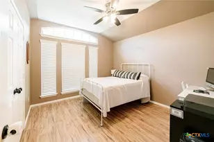 236 Bauxite Dr, Jarrell, TX 76537 - Photo 17
