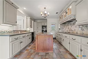 2316 Deerfield Dr, Temple, TX 76502 - Photo 11