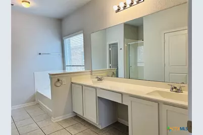 8907 Ladbroke Grove, Converse, TX 78109 - Photo 17