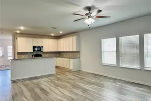 8907 Ladbroke Grove, Converse, TX 78109 - Photo 5