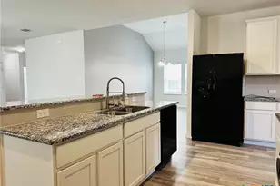 8907 Ladbroke Grove, Converse, TX 78109 - Photo 9