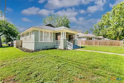 626 Saint Vincent Street, Gonzales, TX 78629 - Photo 5