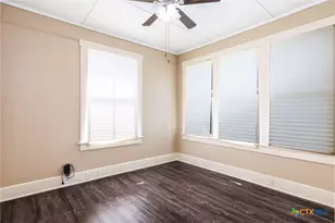 626 St Vincent St, Gonzales, TX 78629 - Photo 25