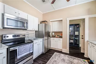 626 St Vincent St, Gonzales, TX 78629 - Photo 23