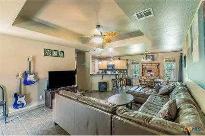 27 S Sherwood Drive, Belton, TX 76513 - Photo 3