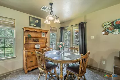 27 S Sherwood Drive, Belton, TX 76513 - Photo 9