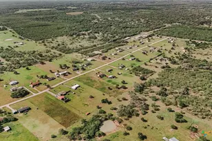 413 W Oaks Dr, Victoria, TX 77905 - Photo 31