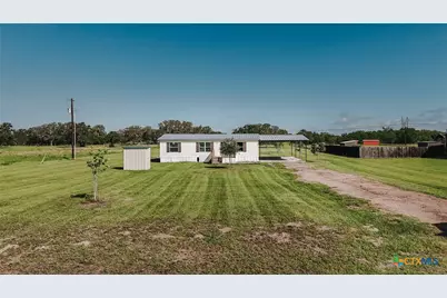 413 West Oaks Drive, Victoria, TX 77905 - Photo 1