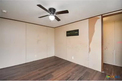 413 West Oaks Drive, Victoria, TX 77905 - Photo 11