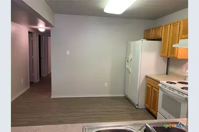415 E Fourth Avenue #A, Belton, TX 76513 - Photo 7