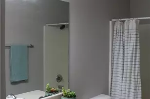 415 E 4th Ave, Belton, TX 76513 - Photo 23