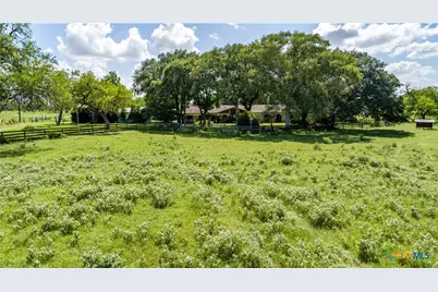 3226 State Highway 119, Yorktown, TX 78164 - Photo 9
