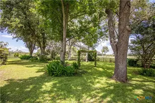 3226 State Hwy 119, Yorktown, TX 78164 - Photo 29