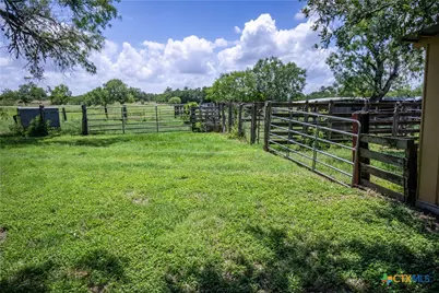 3226 State Highway 119, Yorktown, TX 78164 - Photo 23