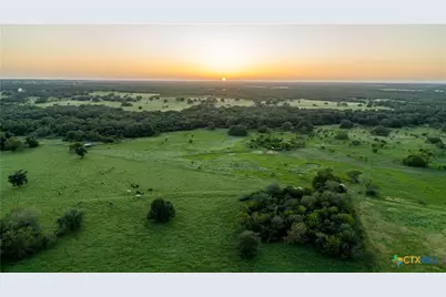 3226 State Highway 119, Yorktown, TX 78164 - Photo 9