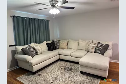 2304 E Mistletoe Avenue, Victoria, TX 77901 - Photo 3