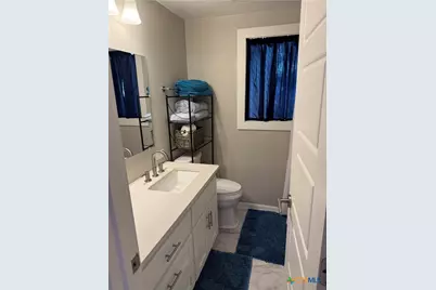 2304 E Mistletoe Avenue, Victoria, TX 77901 - Photo 15