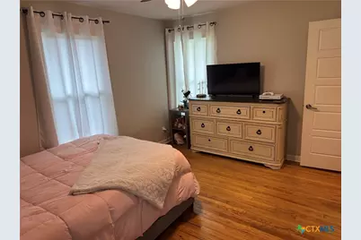 2304 E Mistletoe Avenue, Victoria, TX 77901 - Photo 21