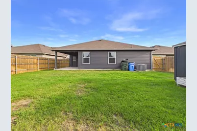 1012 Betsy Drive, Seguin, TX 78155 - Photo 27