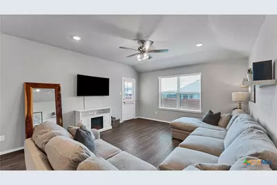 1711 Stone House, New Braunfels, TX 78132 - Photo 7