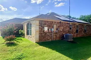 322 Hamilton Ct, Belton, TX 76513 - Photo 3