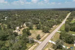 1262 Morning Glory Ln, Adkins, TX 78101 - Photo 19
