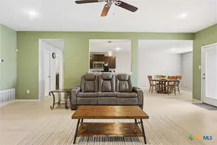 1901 Fawn Creek St, Temple, TX 76504 - Photo 9