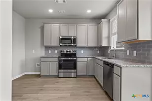 11509 Ullrich CT, Lorena, TX 76655 - Photo 7