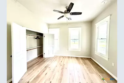 405 E Commercial Street #2, Victoria, TX 77901 - Photo 5