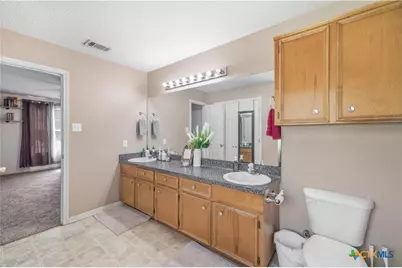 607 Dove, Victoria, TX 77905 - Photo 29
