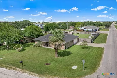 607 Dove, Victoria, TX 77905 - Photo 31