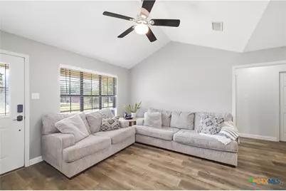 607 Dove, Victoria, TX 77905 - Photo 11