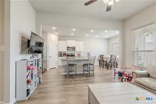 707 Winscott Ave, Temple, TX 76502 - Photo 7