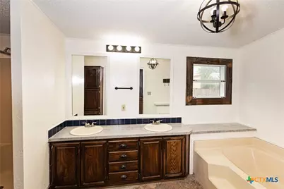 11117 Ridgewood Drive, Salado, TX 76571 - Photo 27