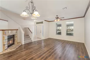 2215 Dry Creek Dr, Round Rock, TX 78681 - Photo 1